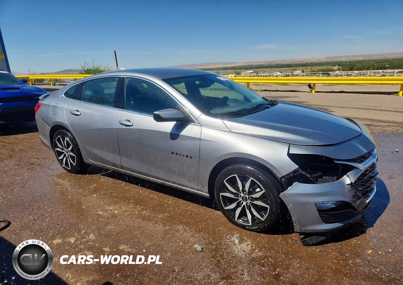 2024 Chevrolet Malibu Rs VIN:1G1ZG5ST3RF113807 - 4