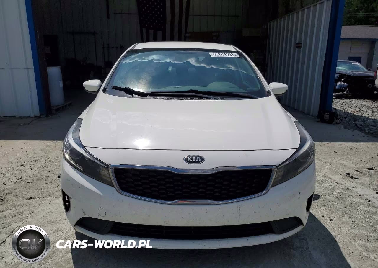 2018 Kia Forte S VIN:3KPFL4A7XJE239116 - 5