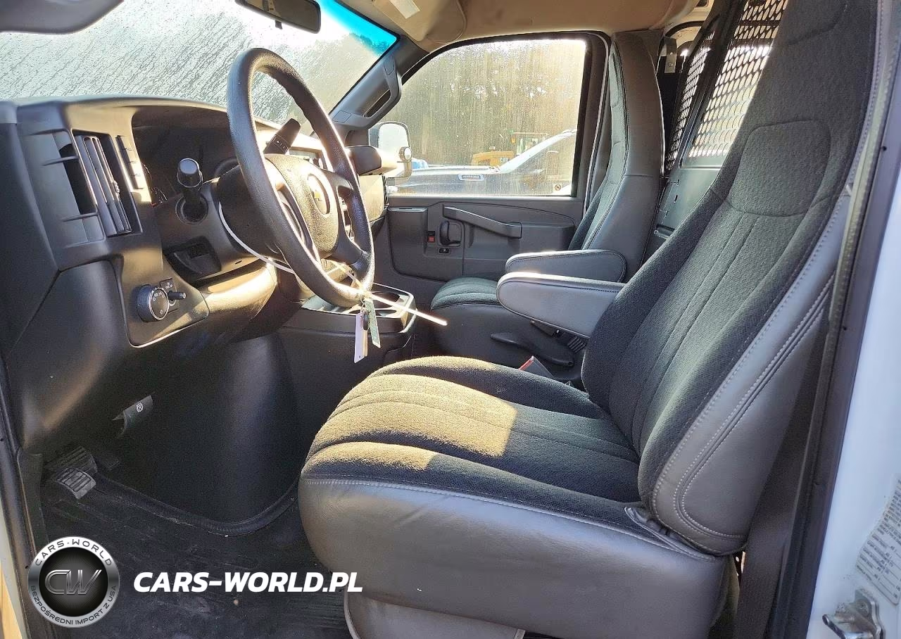 2020 Chevrolet Express G2500 Delivery Van VIN:1GCWGAFG7L1230584 - 7