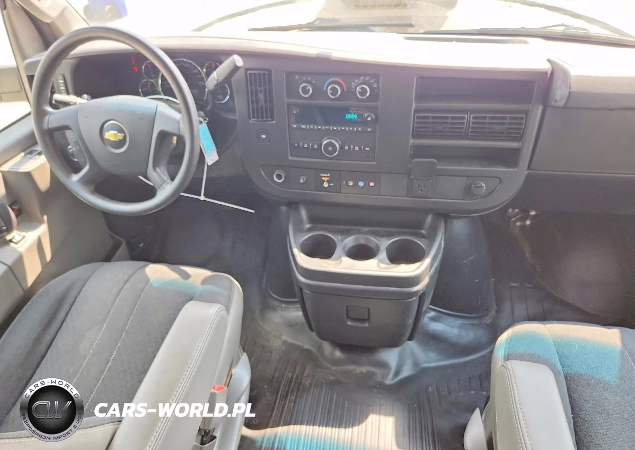 2020 Chevrolet Express G2500 Delivery Van VIN:1GCWGAFG7L1230584 - 8
