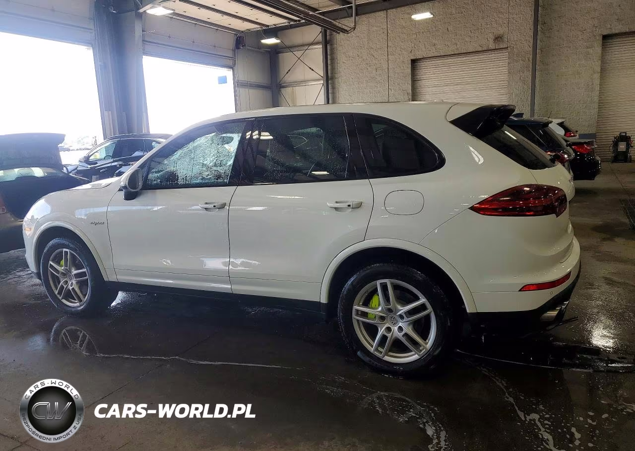 2017 Porsche Cayenne Se Hybrid Platinum VIN:WP1AE2A29HLA70641 - 2