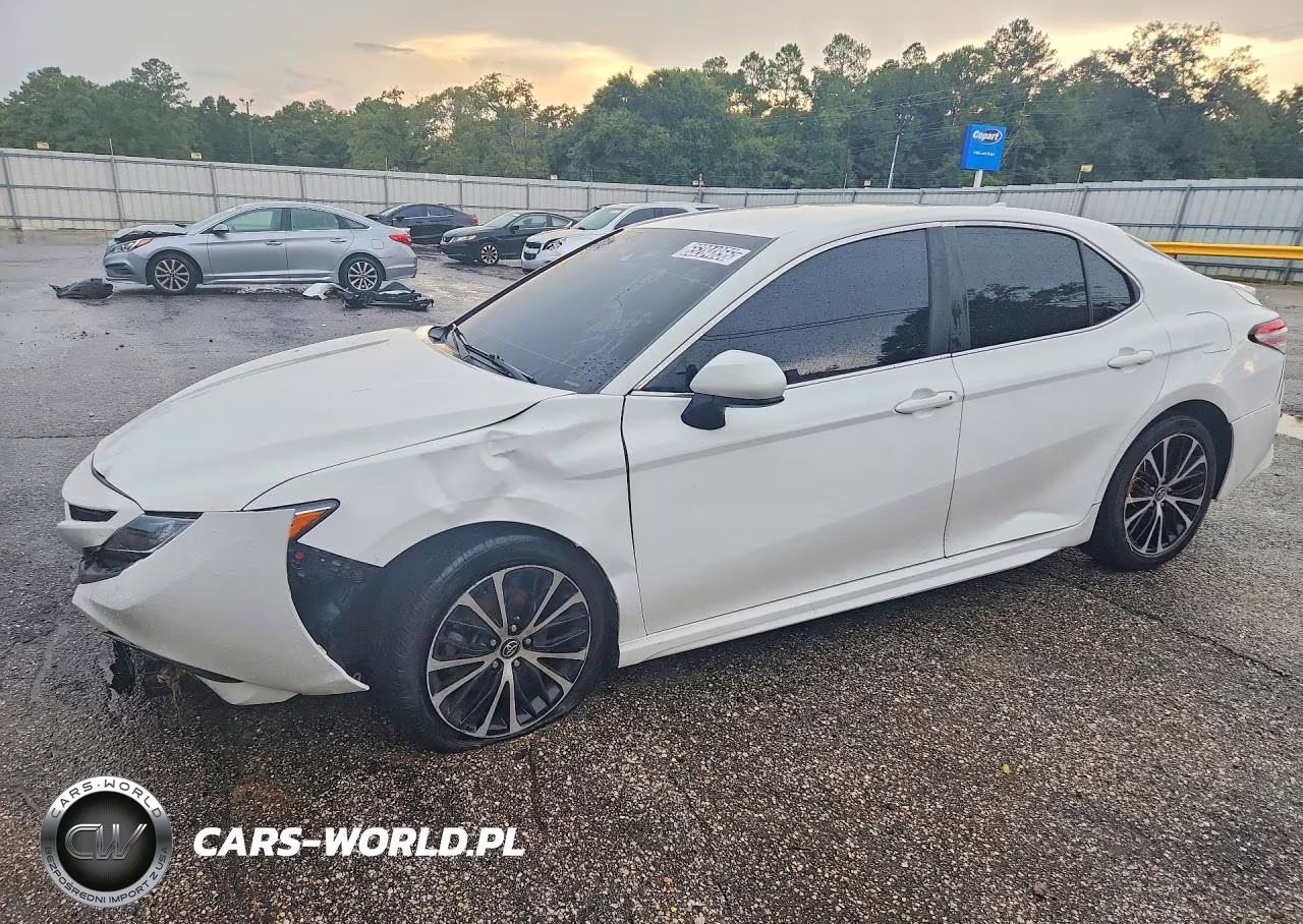 2020 Toyota Camry Se – zdjęcie 1 z 12