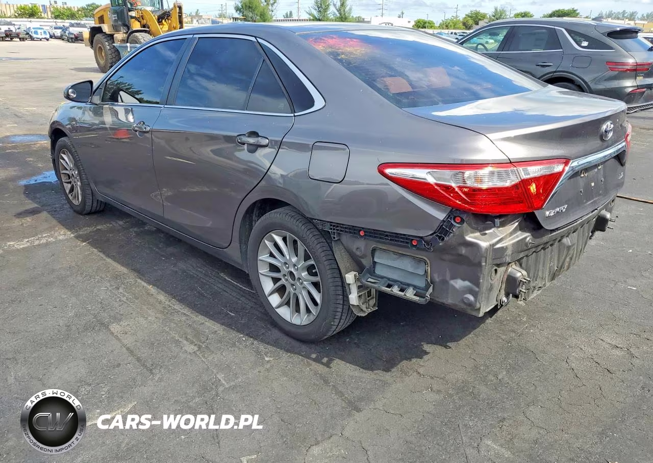 2016 Toyota Camry Le VIN:4T1BF1FK8GU237341 - 2