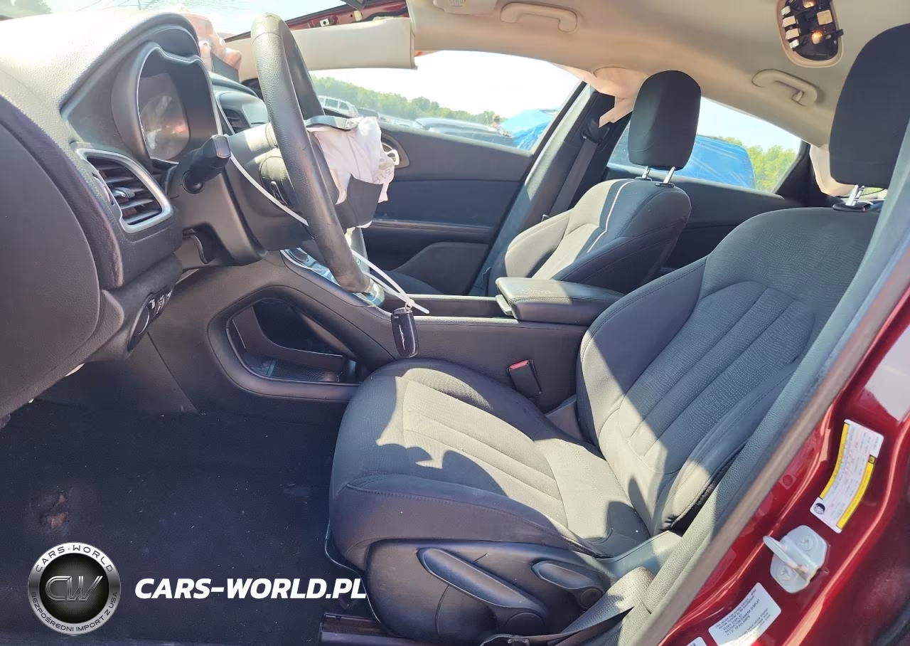 2015 Chrysler 200 Limited VIN:1C3CCCAB2FN576470 - 7