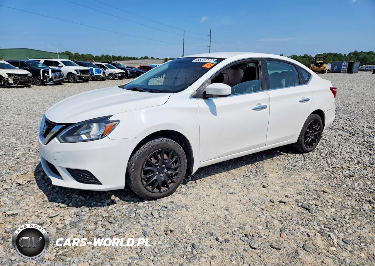2017 Nissan Sentra S – zdjęcie 1 z 12