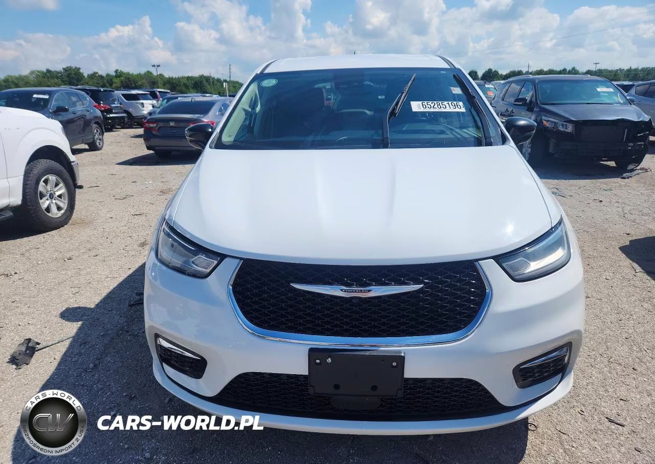 2024 Chrysler Pacifica Hybrid Select VIN:2C4RC1S72RR103907 - 5
