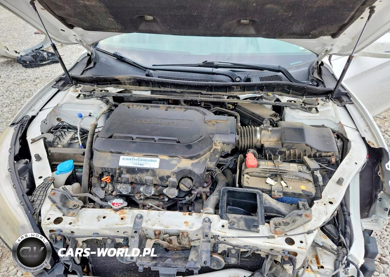 2015 Honda Accord Touring VIN:1HGCR3F95FA028889 - 11