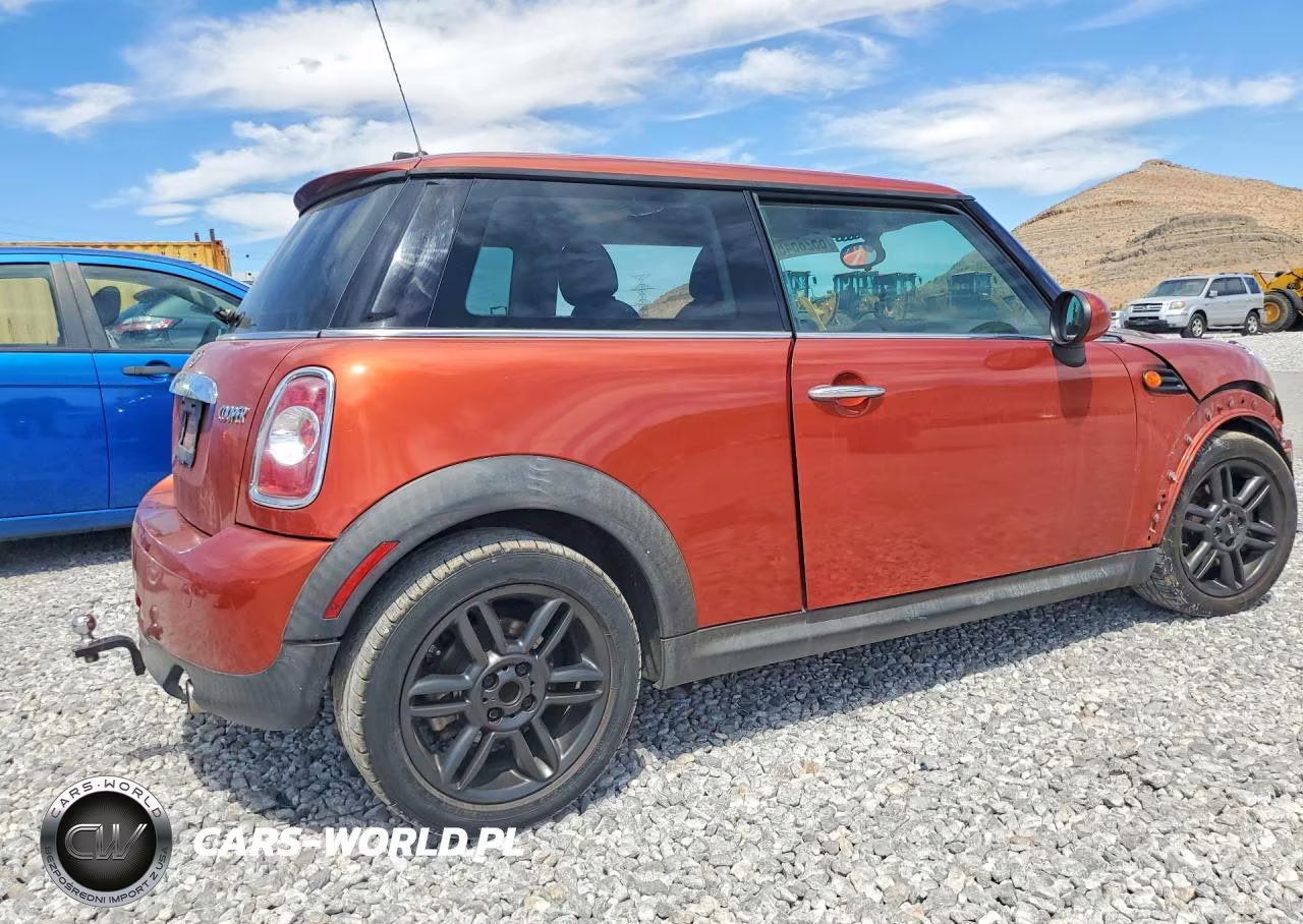 2011 Mini Cooper VIN:WMWSU3C56BT099220 - 3