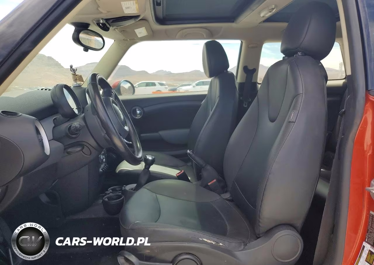 2011 Mini Cooper VIN:WMWSU3C56BT099220 - 7