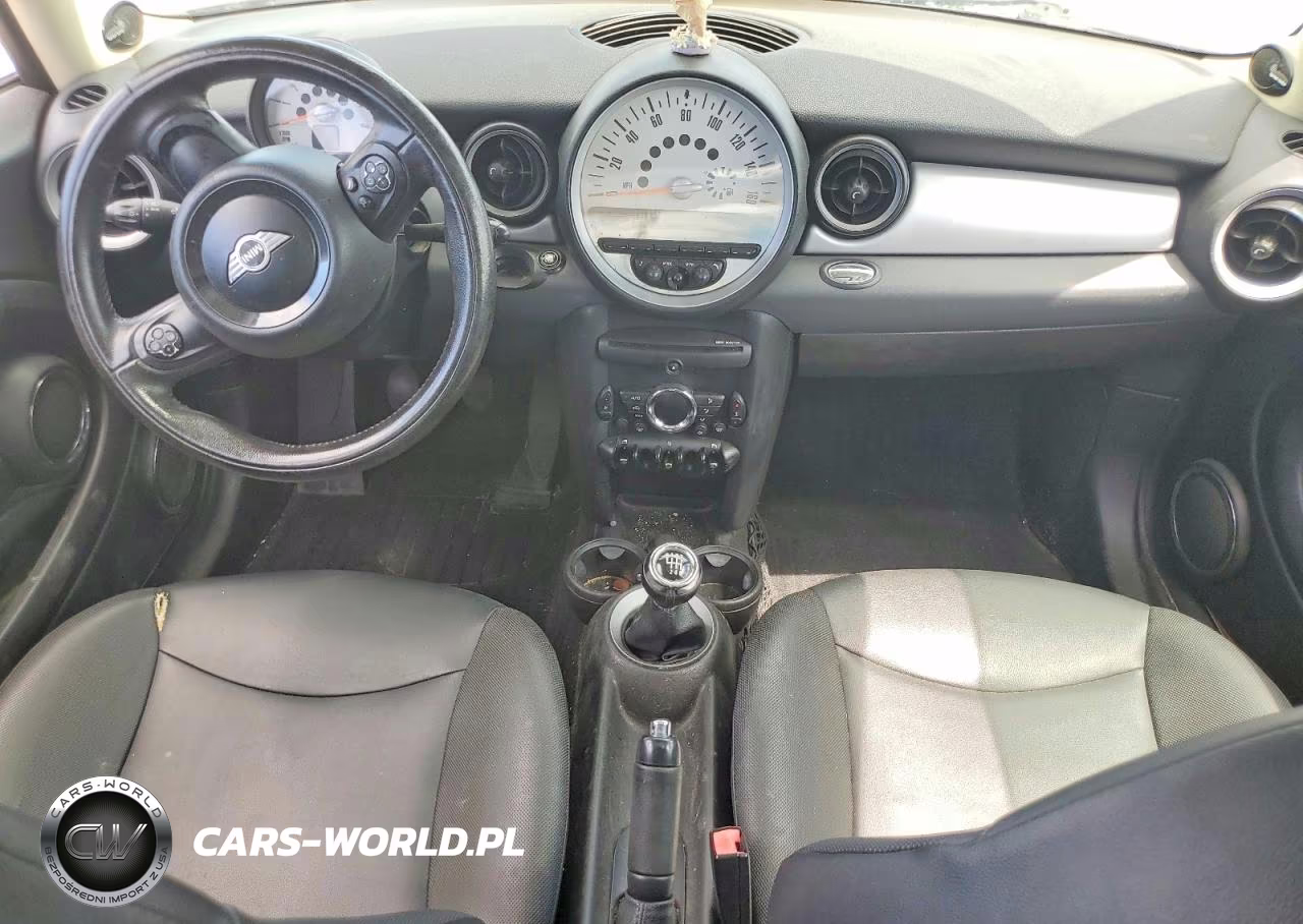 2011 Mini Cooper VIN:WMWSU3C56BT099220 - 8