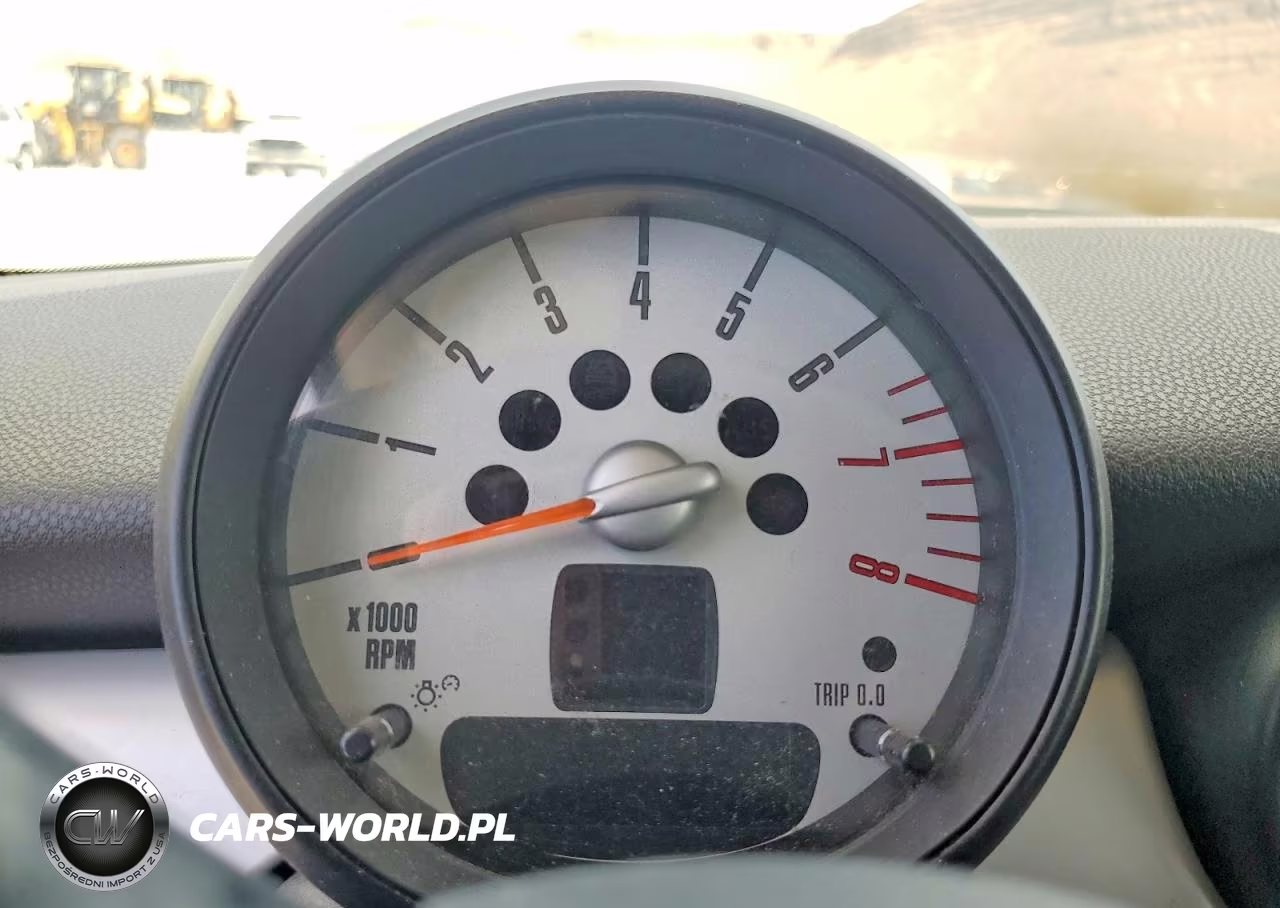 2011 Mini Cooper VIN:WMWSU3C56BT099220 - 9