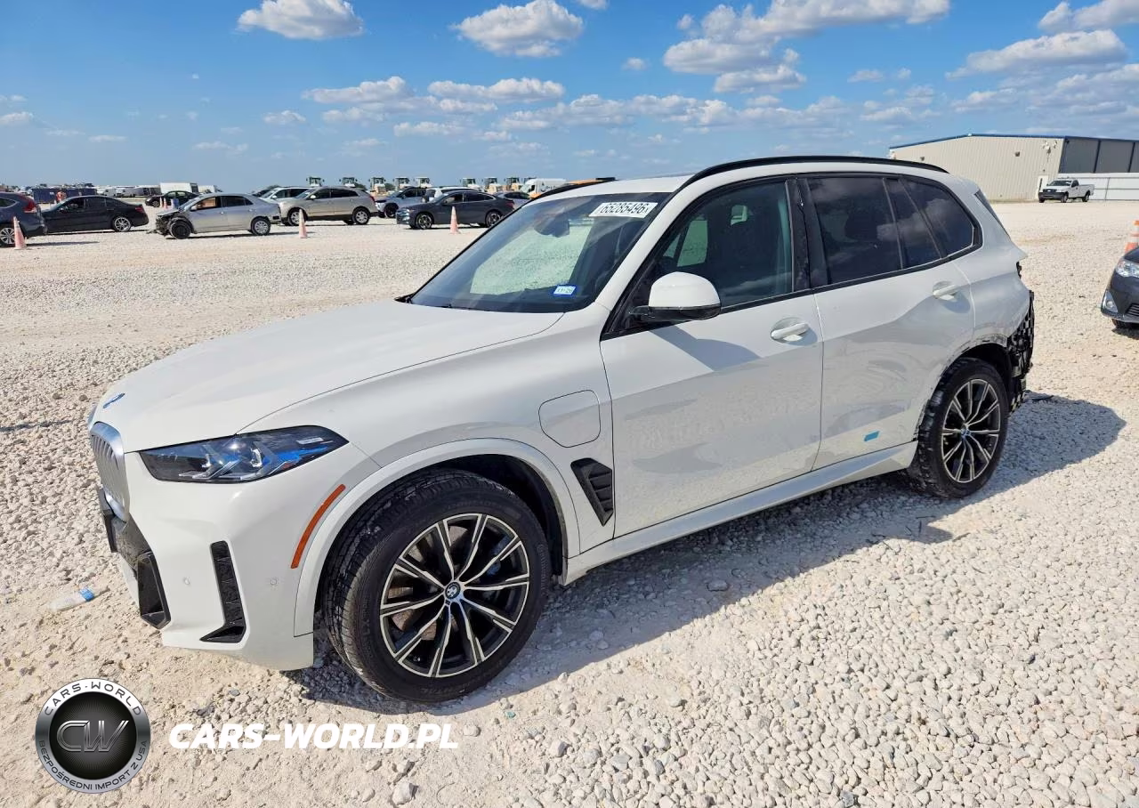 2025 BMW X5 xDrive50E VIN:5UX43EU02S9Y24174 - 1