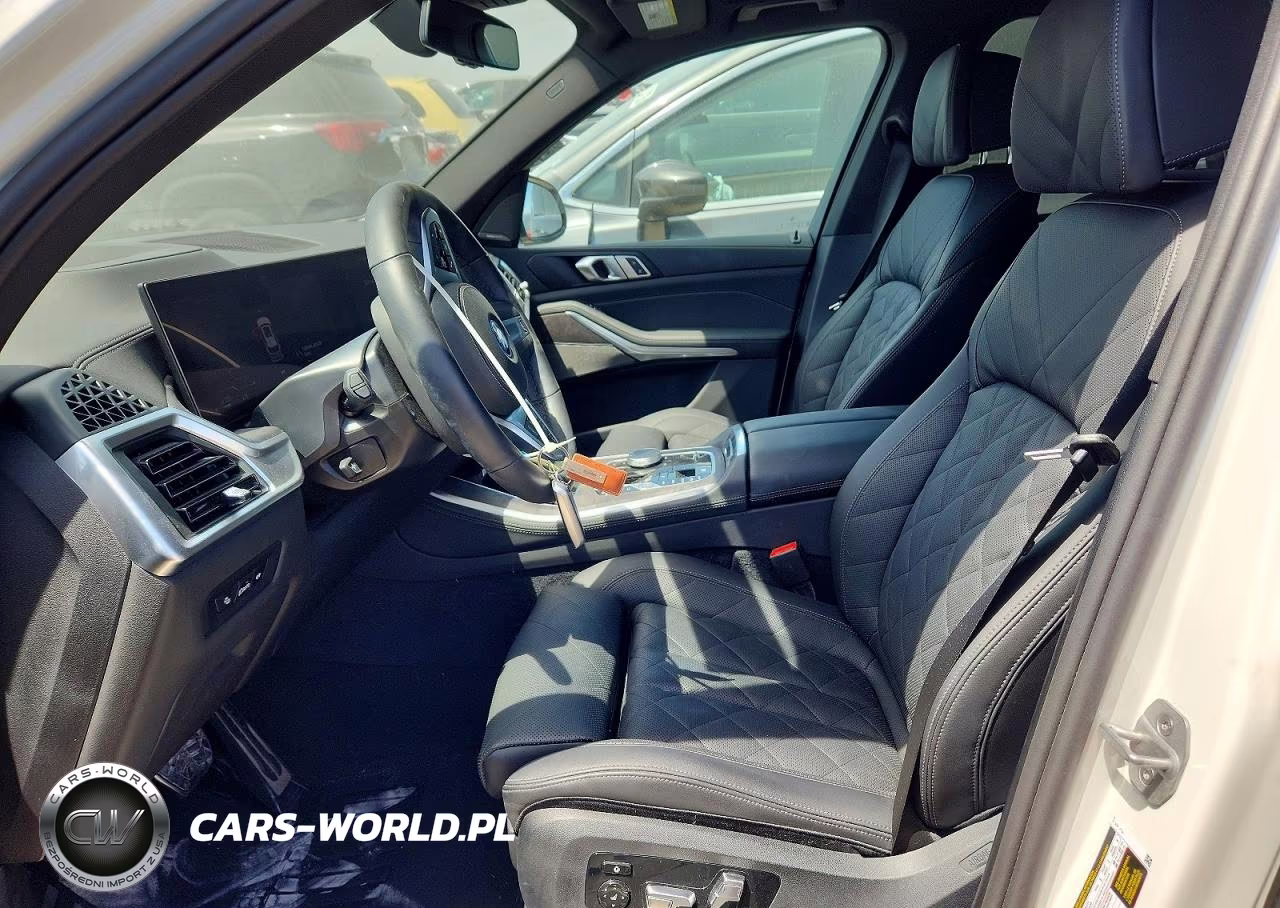 2025 BMW X5 xDrive50E VIN:5UX43EU02S9Y24174 - 7