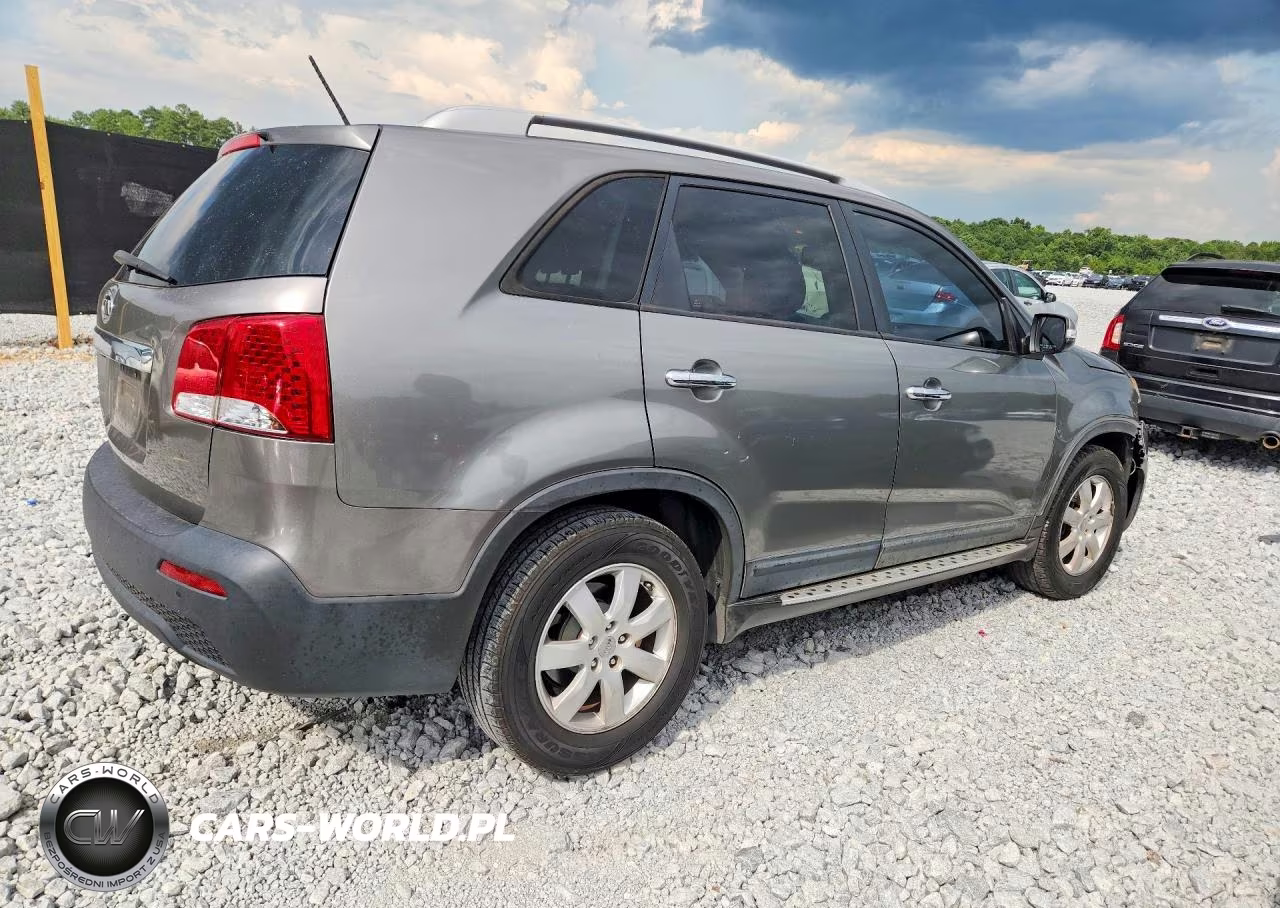 2012 Kia Sorento Lx VIN:5XYKT3A63CG289961 - 3