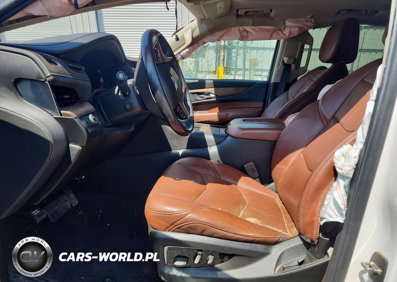 2019 Cadillac Escalade Luxury VIN:1GYS3BKJ9KR237385 - 7