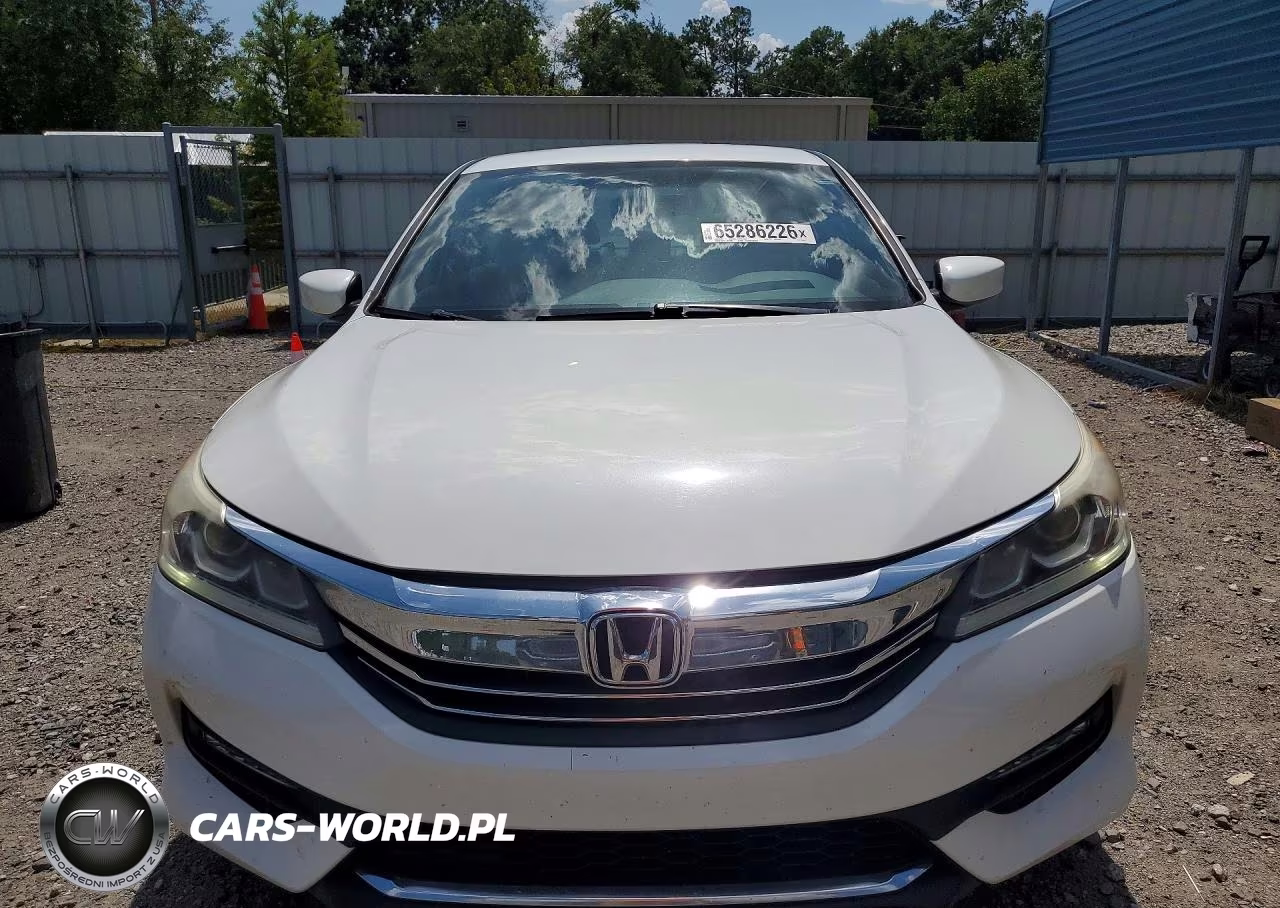 2016 Honda Accord Sport VIN:1HGCR2F50GA128052 - 5