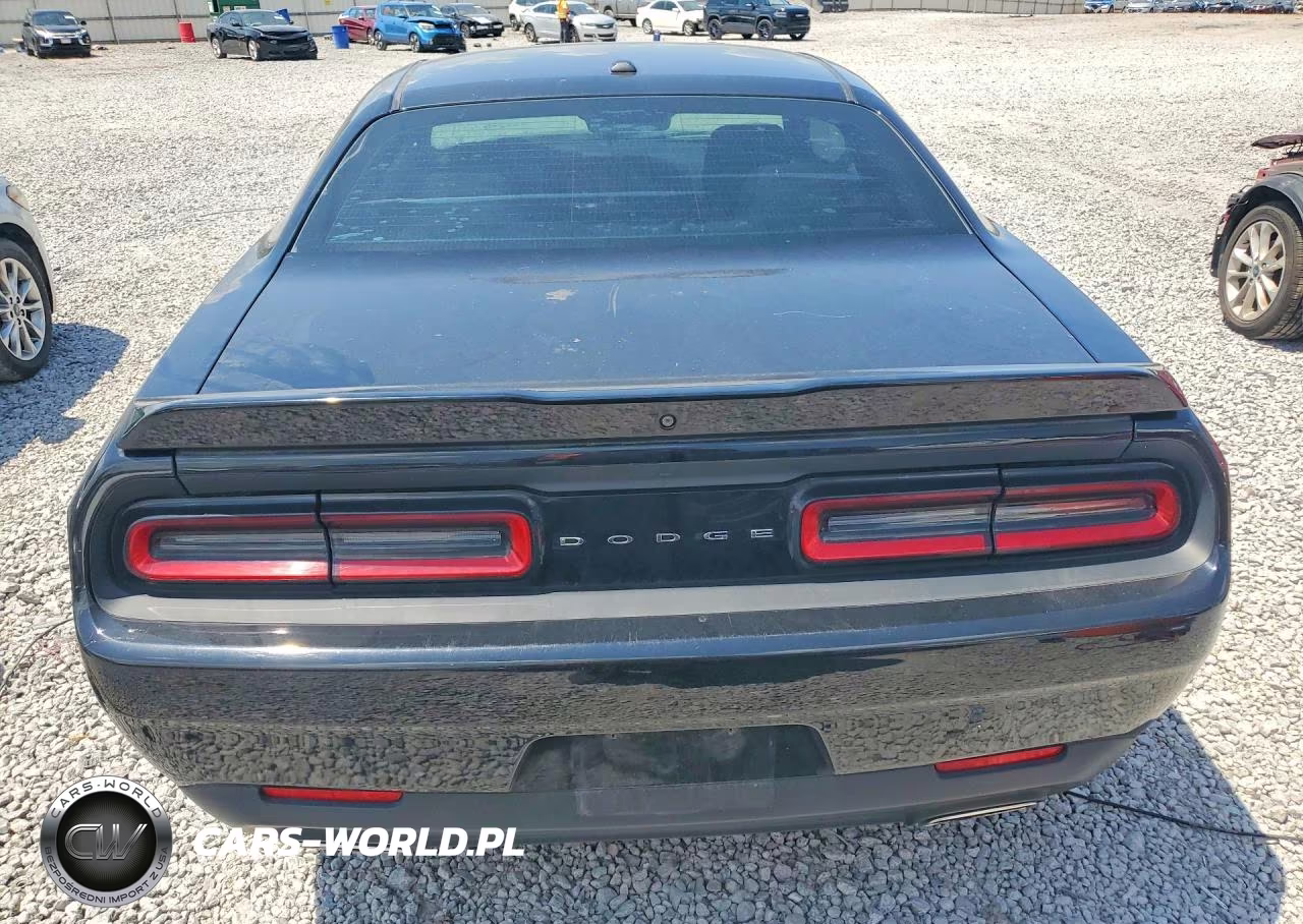 2019 Dodge Challenger Sxt VIN:2C3CDZAG0KH677571 - 6