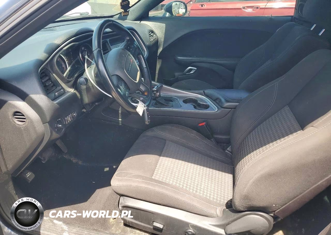 2019 Dodge Challenger Sxt VIN:2C3CDZAG0KH677571 - 7