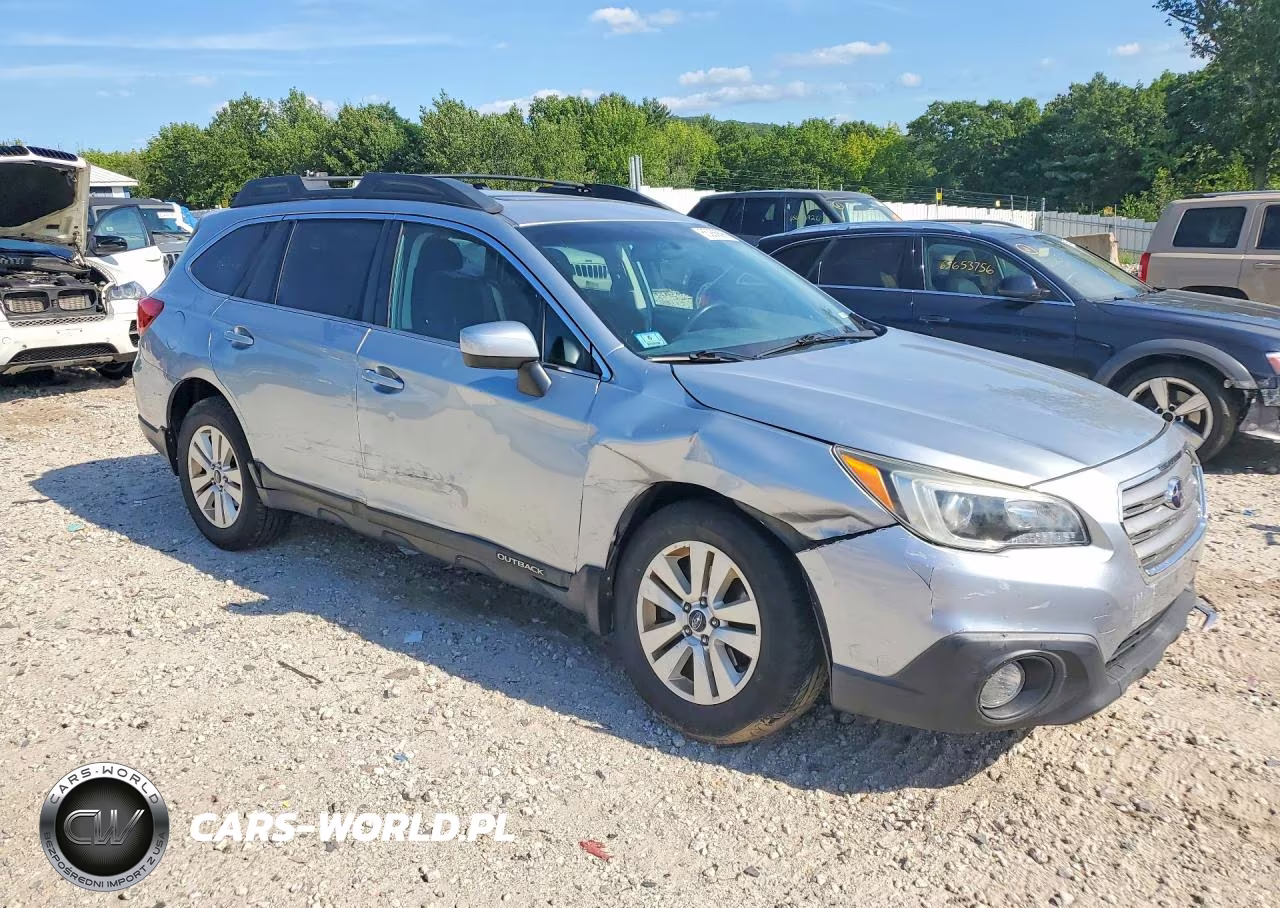 2015 Subaru Outback 2.5I Premium VIN:4S4BSACC2F3232973 - 4