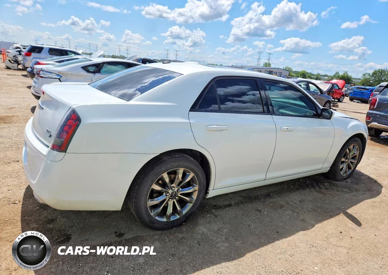 2014 Chrysler 300 S VIN:2C3CCAGG3EH378155 - 3