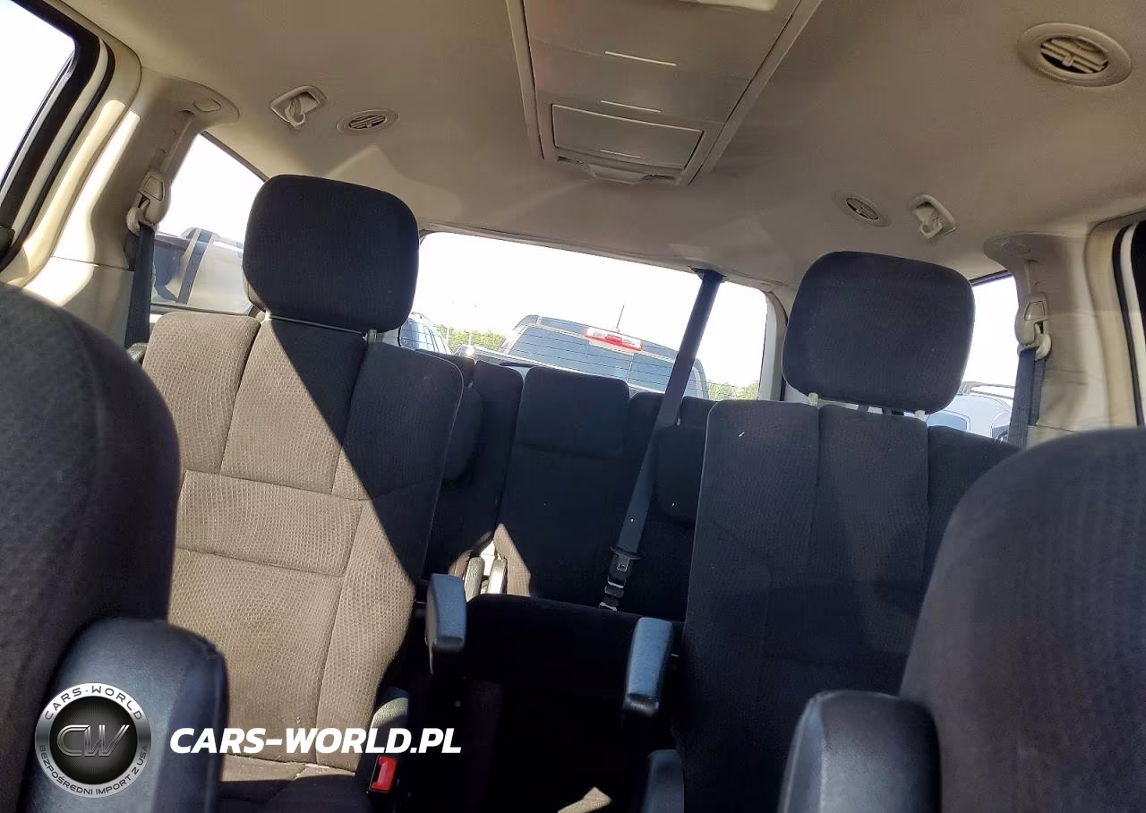 2011 Dodge Grand Caravan Crew VIN:2D4RN5DG3BR693588 - 10