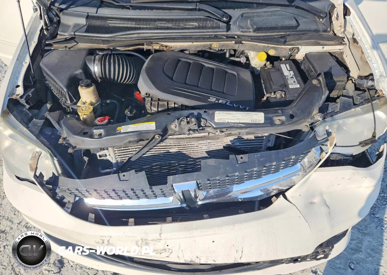 2011 Dodge Grand Caravan Crew VIN:2D4RN5DG3BR693588 - 12