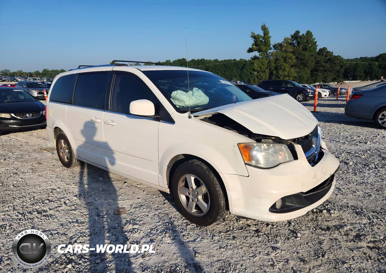 2011 Dodge Grand Caravan Crew VIN:2D4RN5DG3BR693588 - 4