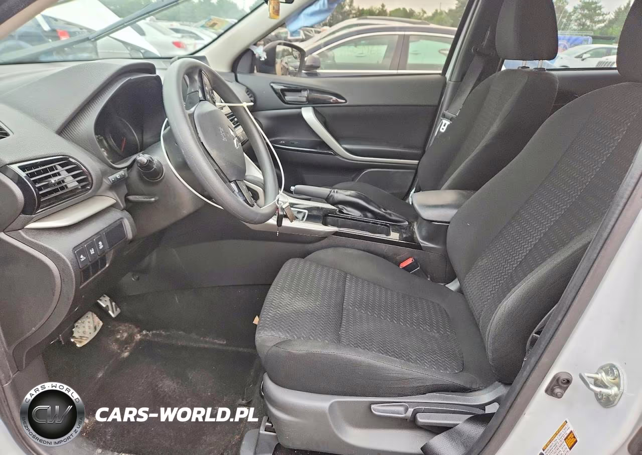 2023 Mitsubishi Eclipse Cross Le VIN:JA4ATVAAXPZ001074 - 7