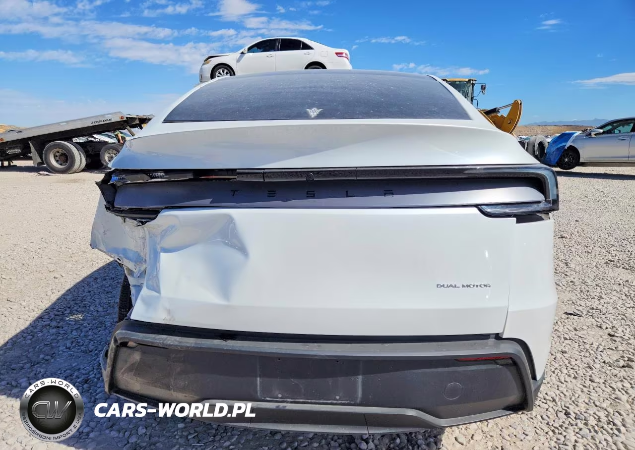 2026 Tesla Model Y VIN:7SAYGDEE1TF429280 - 6