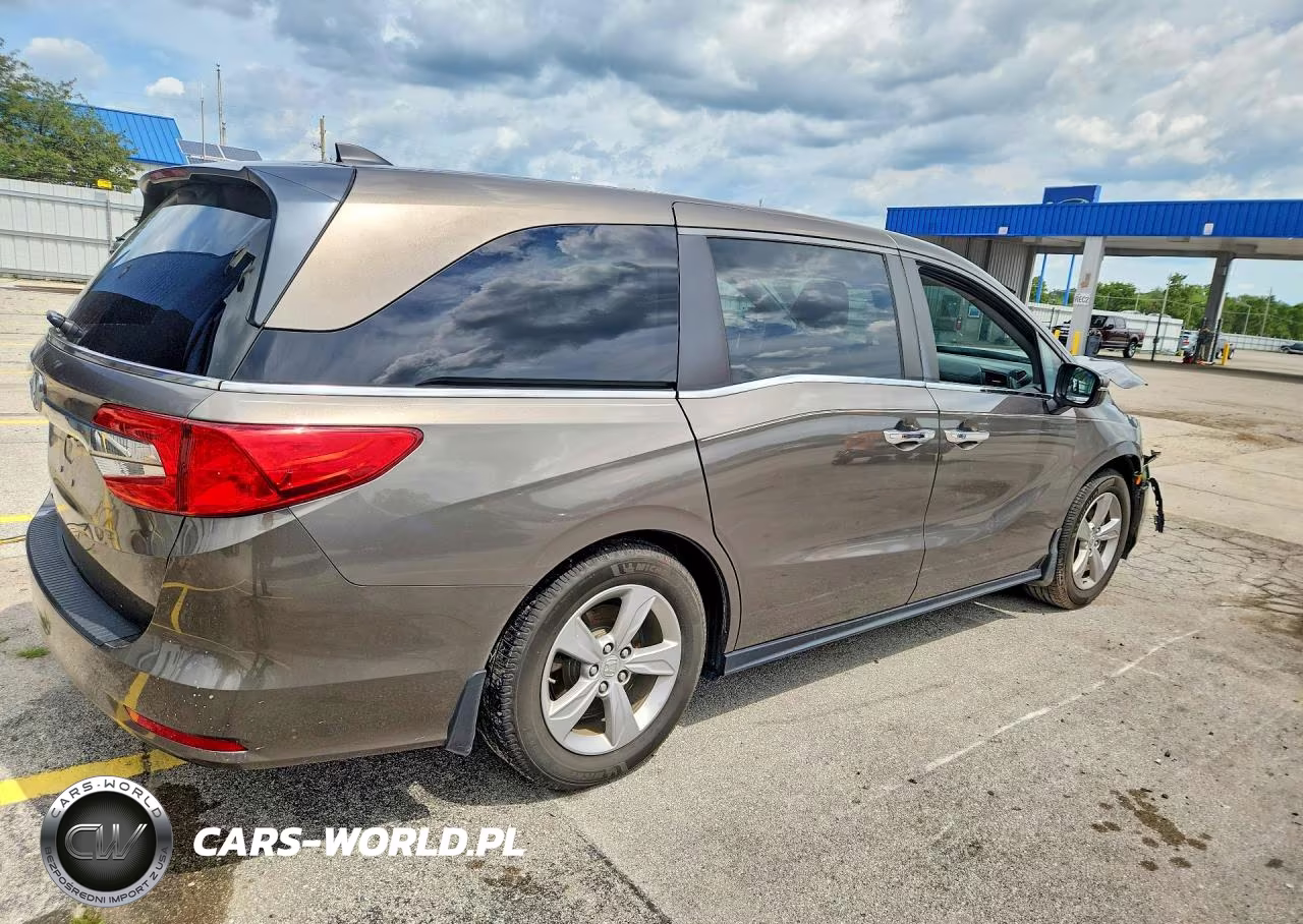 2018 Honda Odyssey Exl VIN:5FNRL6H71JB095268 - 3