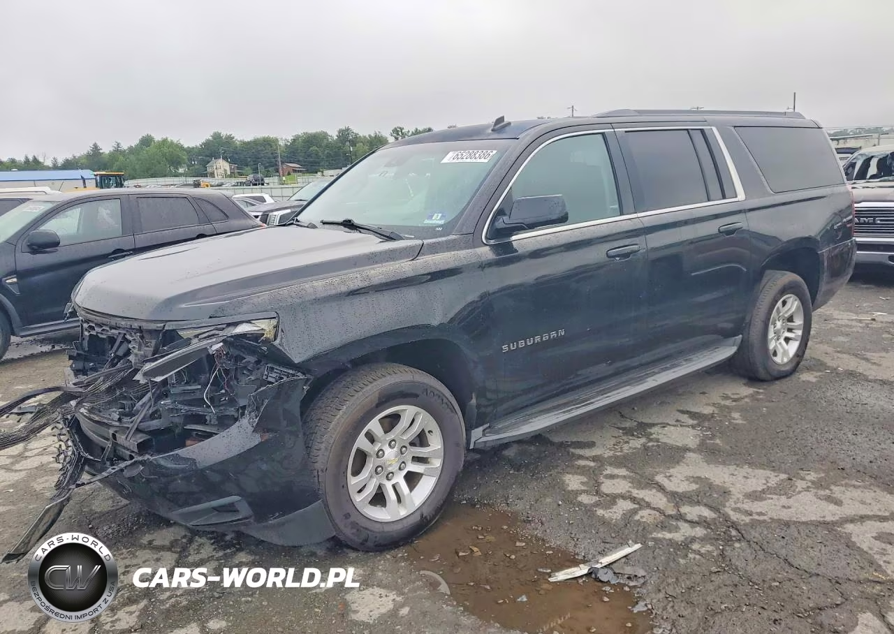 2015 Chevrolet Suburban Lt – zdjęcie 1 z 13