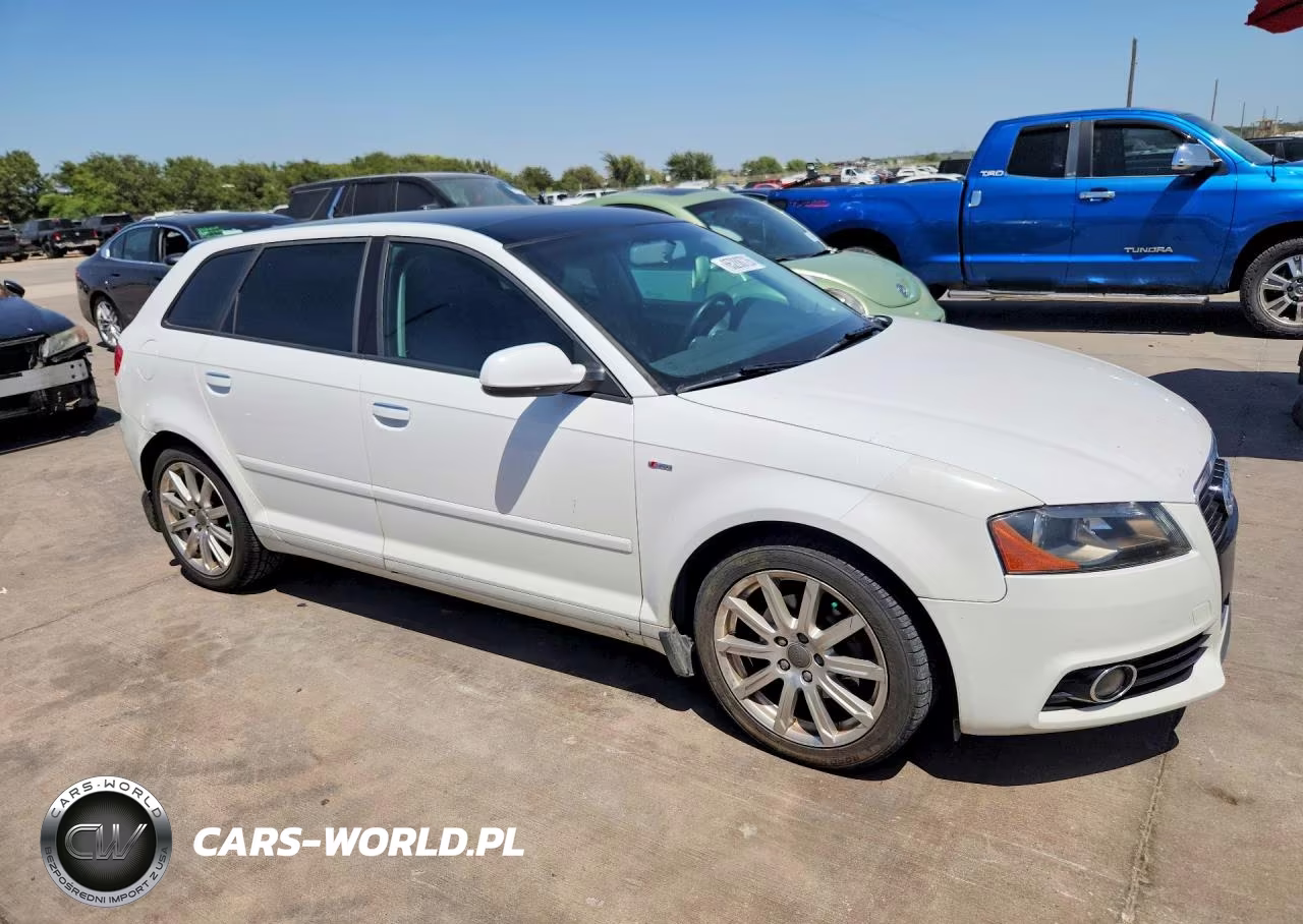 2011 Audi A3 Premium Plus VIN:WAUKJAFM0BA123703 - 4