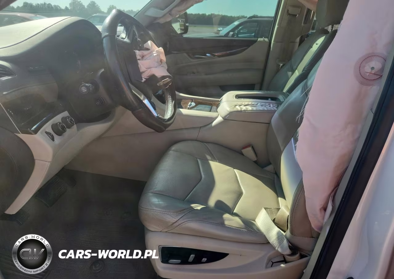 2017 Cadillac Escalade Luxury VIN:1GYS4BKJXHR149600 - 7