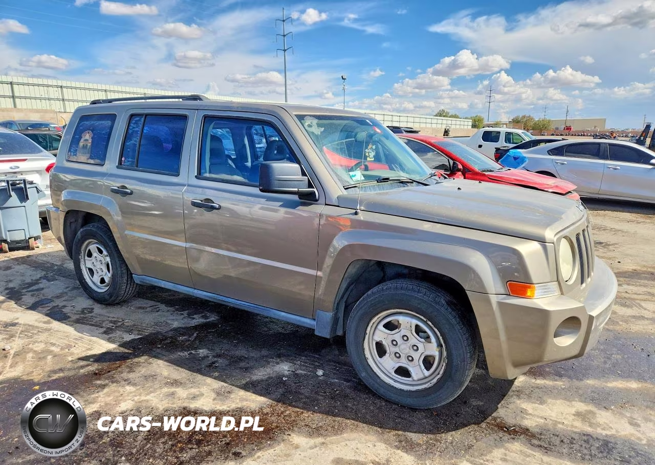 2007 Jeep Patriot Sport VIN:1J8FF28W37D392562 - 4