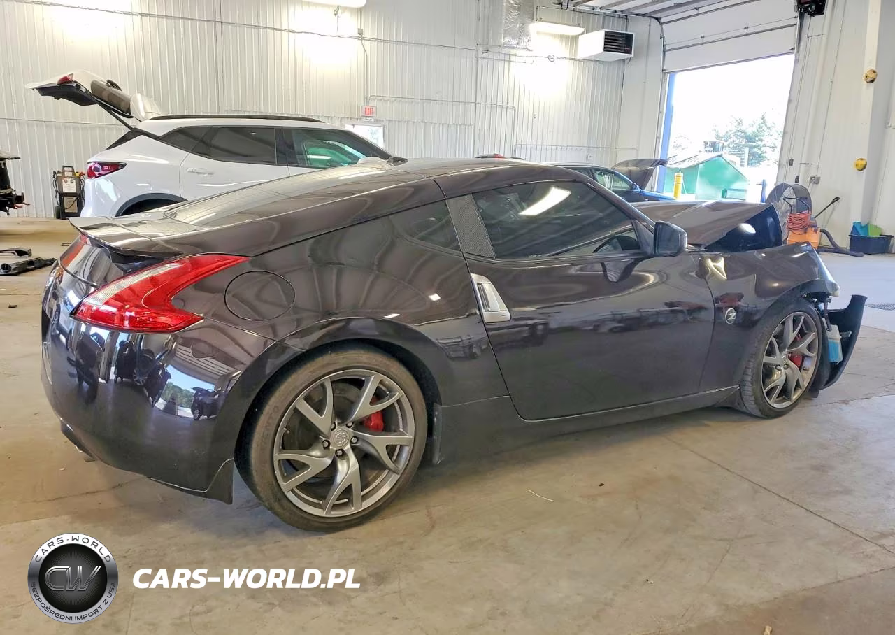 2013 Nissan 370Z Base VIN:JN1AZ4EH0DM880084 - 3