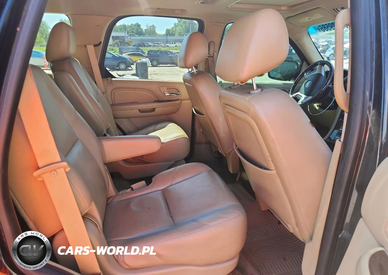2014 Cadillac Escalade Luxury VIN:1GYS4BEF2ER144152 - 11
