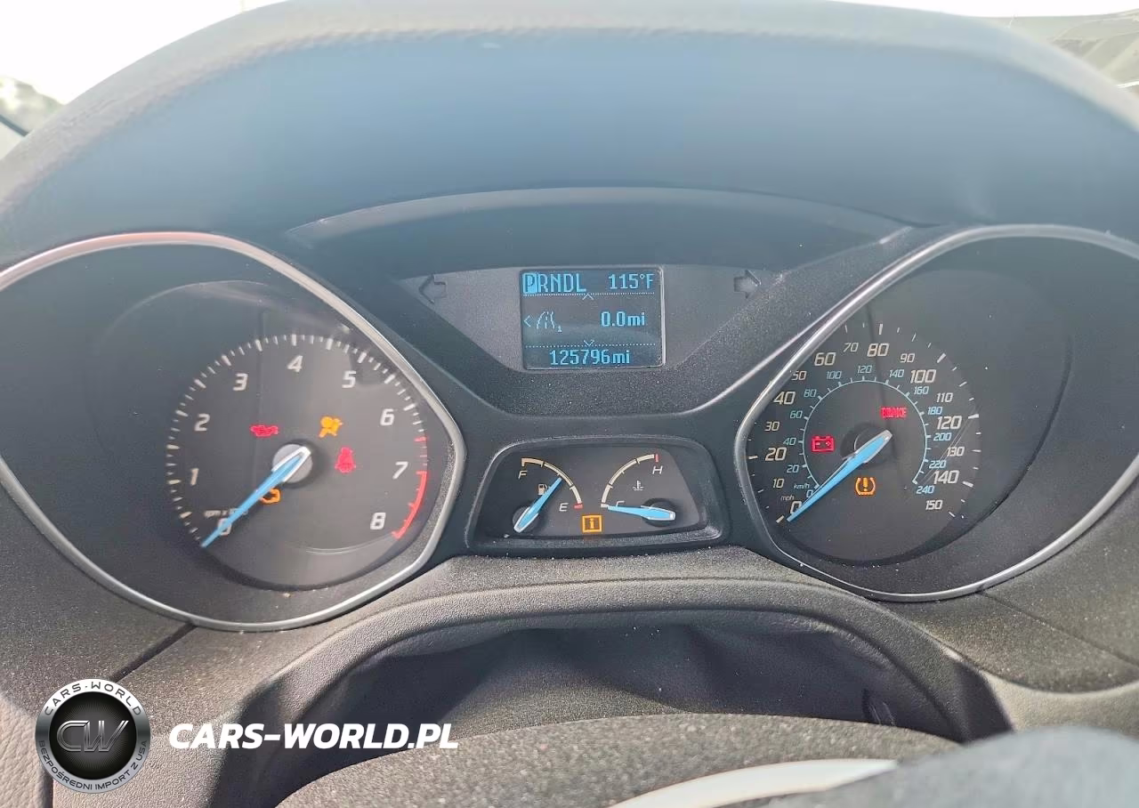 2015 Ford Focus Se VIN:1FADP3F2XFL263939 - 9