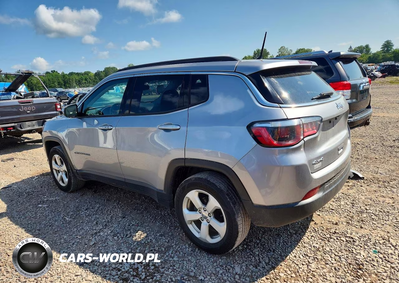 2018 Jeep Compass Latitude VIN:3C4NJDBB4JT153154 - 2