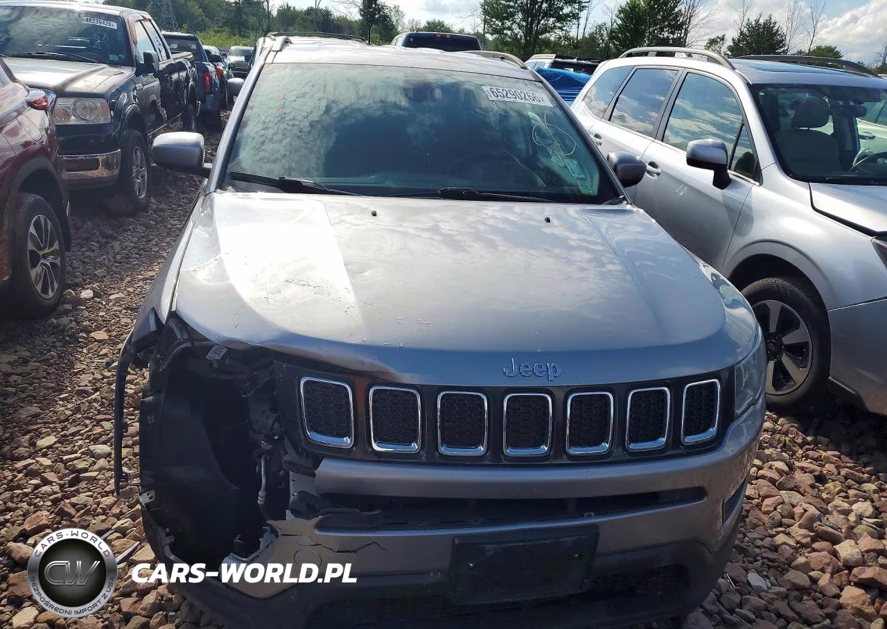 2018 Jeep Compass Latitude VIN:3C4NJDBB4JT153154 - 5