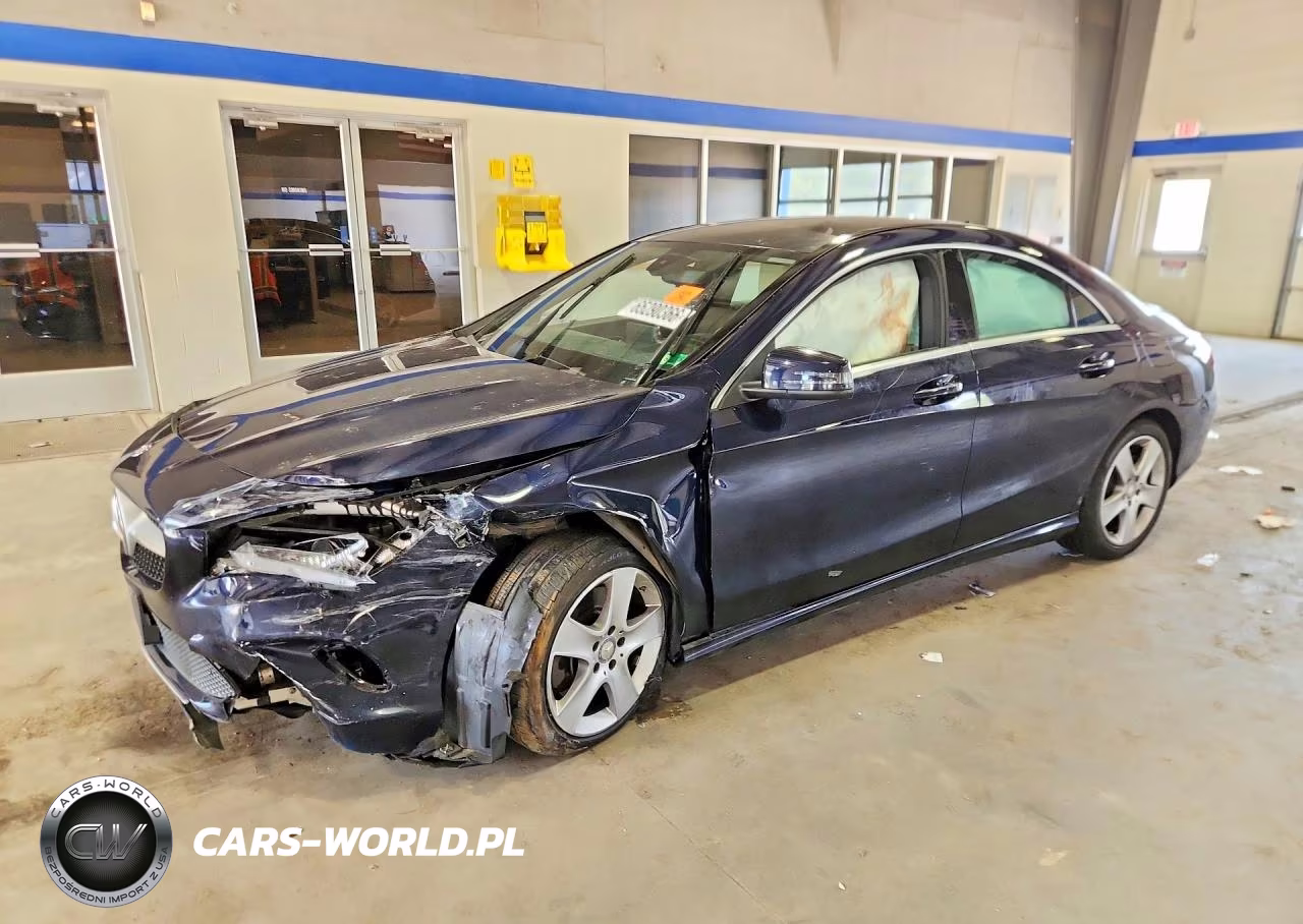 2017 Mercedes-Benz Cla 250 4Matic – zdjęcie 1 z 12