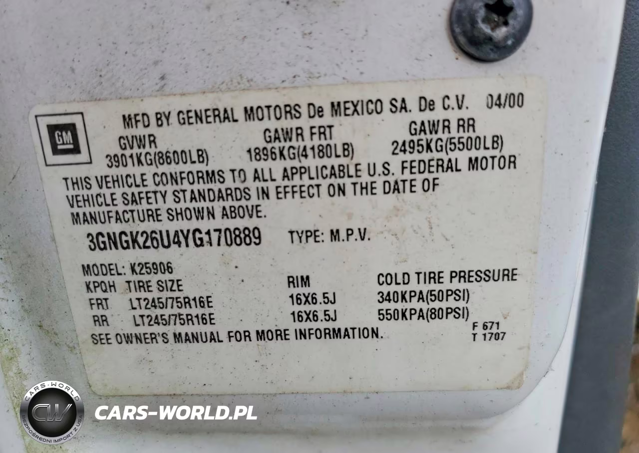 2000 Chevrolet Suburban K2500 VIN:3GNGK26U4YG170889 - 13