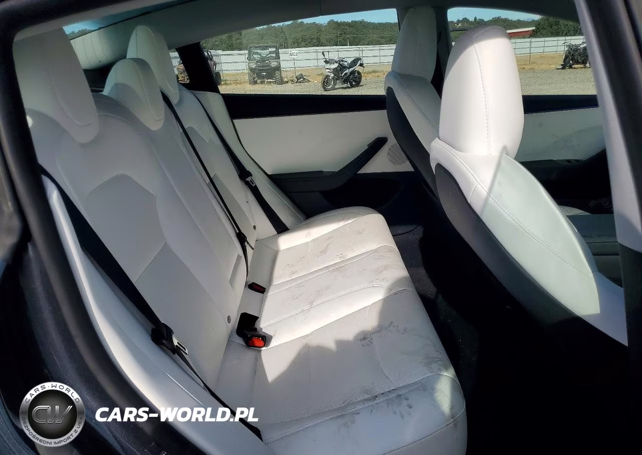 2026 Tesla Model 3 VIN:5YJ3E1EA2TF165818 - 10