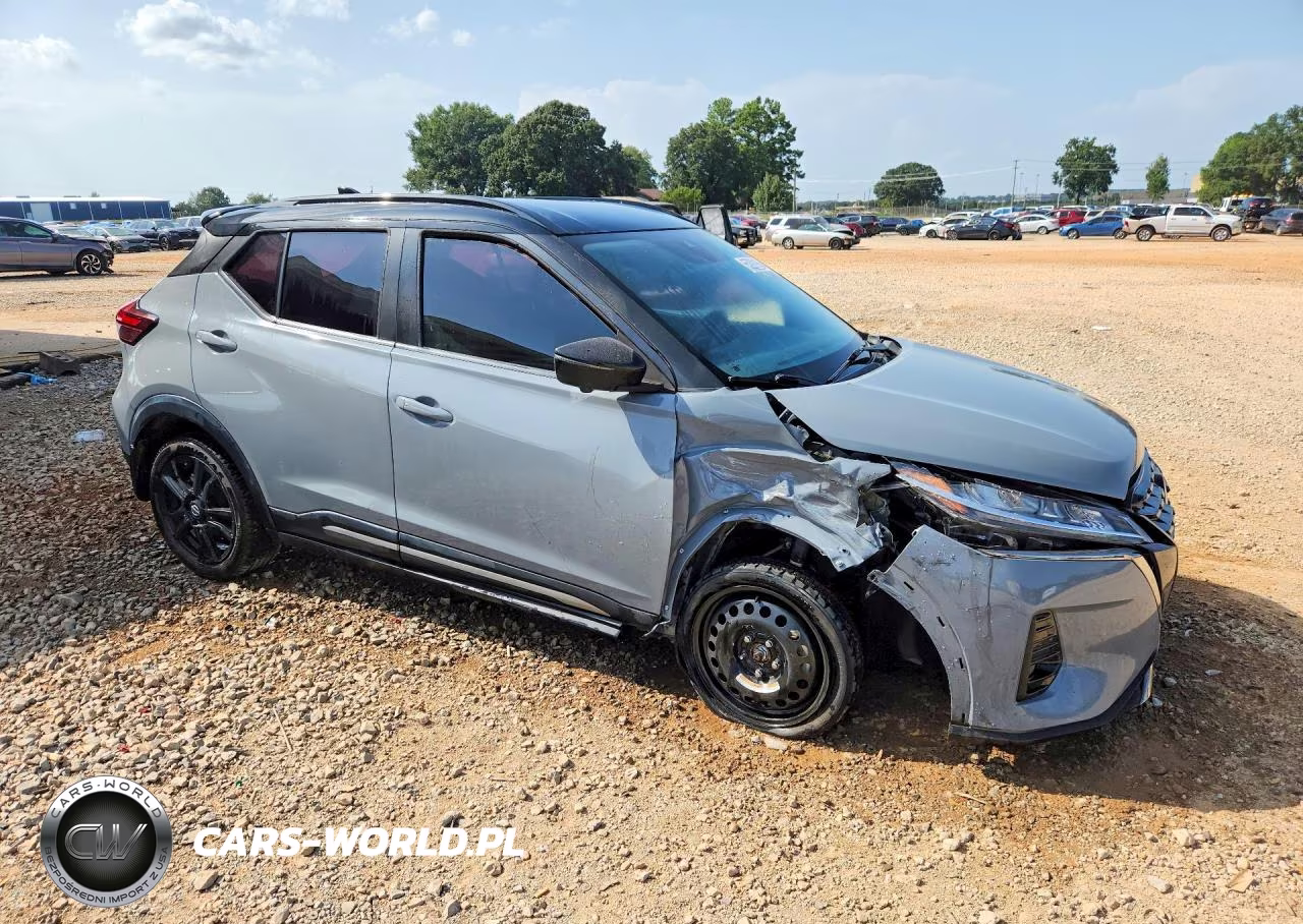 2021 Nissan Kicks Sr VIN:3N1CP5DV7ML551145 - 4