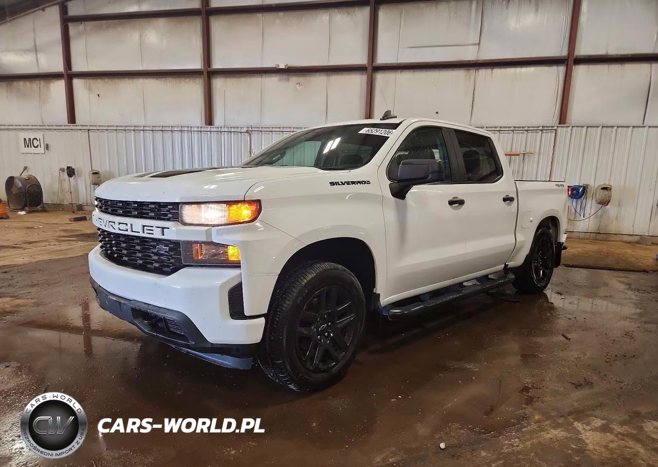 2021 Chevrolet Silverado K1500 Custom