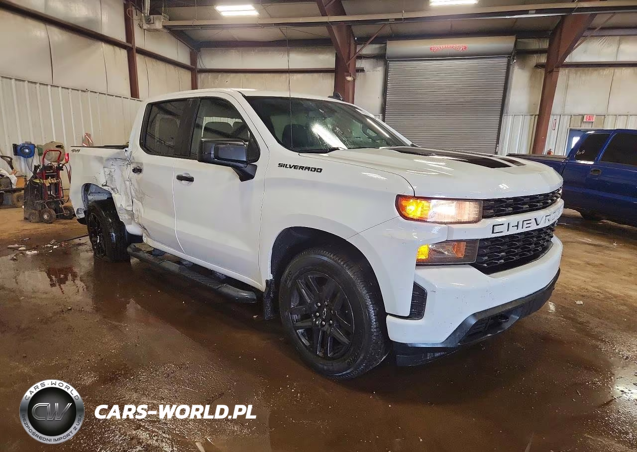 2021 Chevrolet Silverado K1500 Custom VIN:1GCPYBEK3MZ299319 - 4