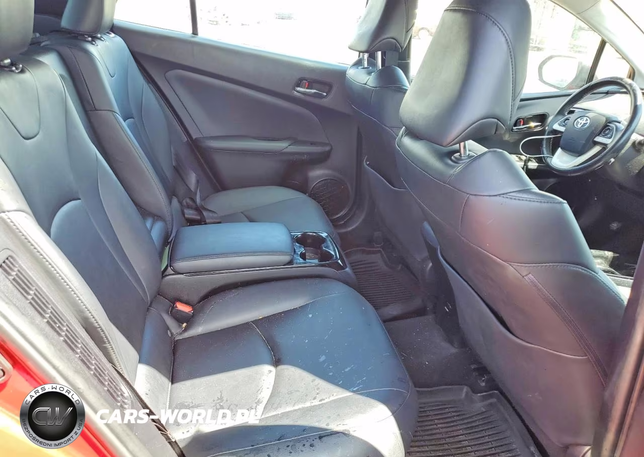 2017 Toyota Prius Prime Advanced VIN:JTDKARFP4H3064549 - 10