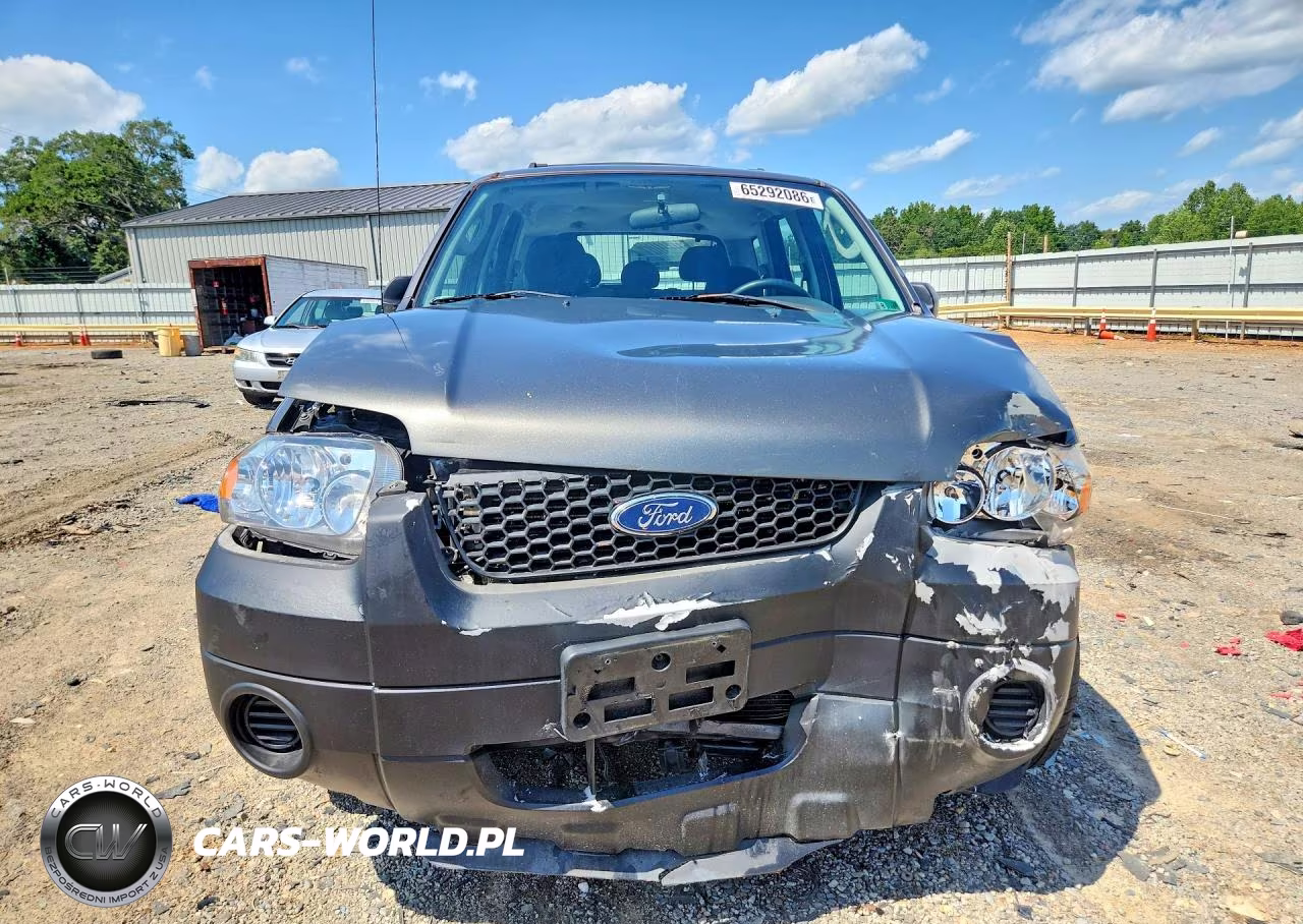 2005 Ford Escape Xls VIN:1FMYU92Z75KC44498 - 5