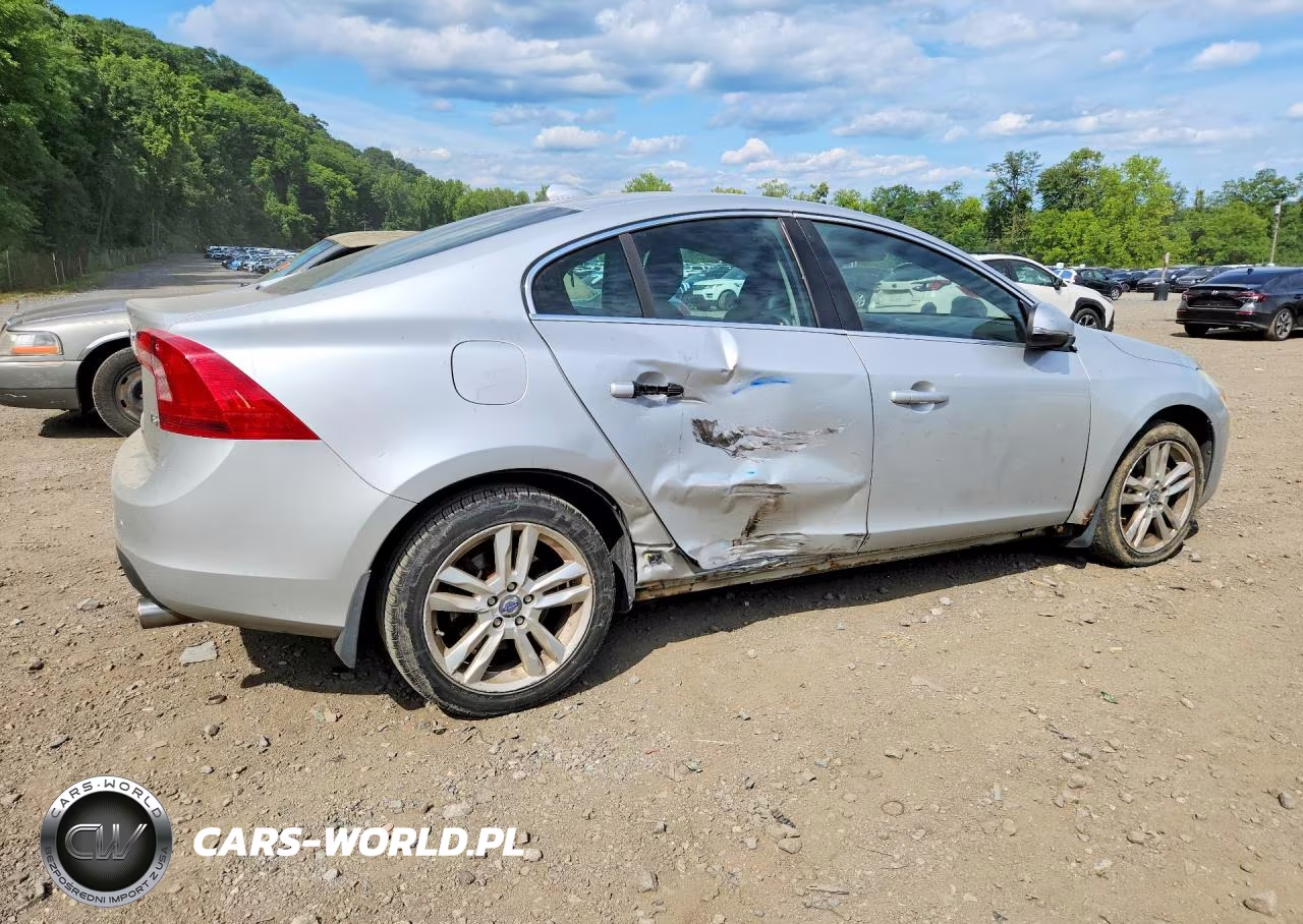 2012 Volvo S60 T5 VIN:YV1622FS8C2099887 - 3