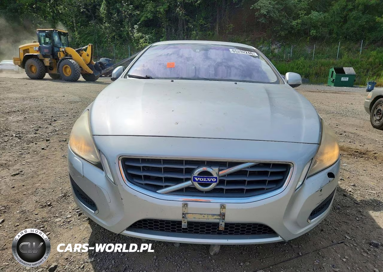 2012 Volvo S60 T5 VIN:YV1622FS8C2099887 - 5