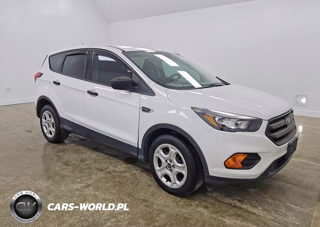 2019 Ford Escape S VIN:1FMCU0F72KUB50026 - 4
